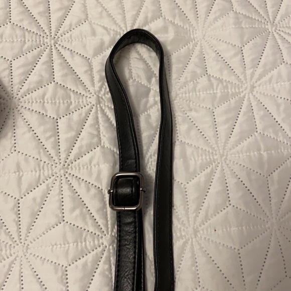 Guess Handbag - Picture 9 of 10